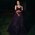 Shrenu Parikh Instagram - His compliment means the world to me… This song is special because he dedicated this to me just when we started our journey… 🧿🥰 . #LoveAtFirstTake . Styled and make up by @nehaadhvikmahajan . Outfit by @neerusindia . Jewellery by @khuranajewelleryhouse . Photography by @oragraphy . Hairstyling by @timemachinebrides @shinejanarthanan . #bride #makeuplook #sangeet #look #ootn #bling #loveislove