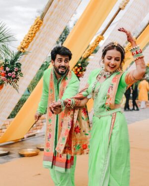 Shrenu Parikh Instagram - The start of a new chapter , sealed with Haldi 💛 💚 
 
Love, laughter and family 🥰 #LoveAtFirstTake 
.

Outfits of me and Akshay specially curated with love by @reenachopra 
Styled by @reenachopra 
Jewellery @sonisapphire 
Jewellery Styled by @nehaadhvikmahajan 
Bangles by : @rajputi_chuda_store 
Photography by @oragraphy 

Decor @the.creative.window 
.
Make -up by @the_beautytown 
.
Hair by @shinejanarthanan @mmtimemachine 
Event managed by @thetuliptouch 
Catering by @barodacaterers