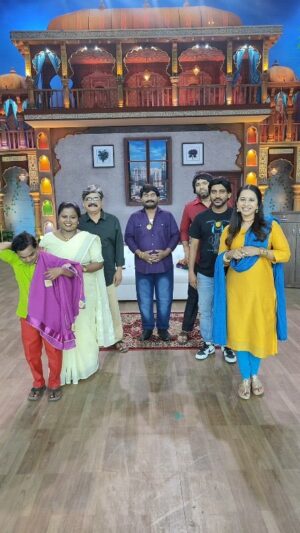 Shreya Bugde Instagram - Just looking like a wow !!!! 

Vc : @darshan_dhoble_photography

#reels 
#zeemarathi 
#reelitfeelit 
#reelkarofeelkaro