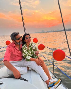Shreya Bugde Instagram - The ship sailed 9years ago … so embarking on our 10th we decided to take a yacht instead ….!!😉

Happy 9 years  NIK ❣️!!
From my whole heart…for my whole life !! 🤍

PS : thankyou for the most beautiful surprise! 🧿 ✨
