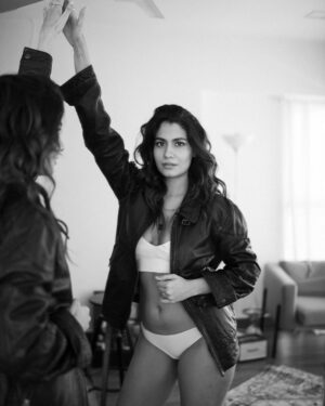 Shreya Dhanwanthary Instagram - 42 Shades of Gray
.
A Series