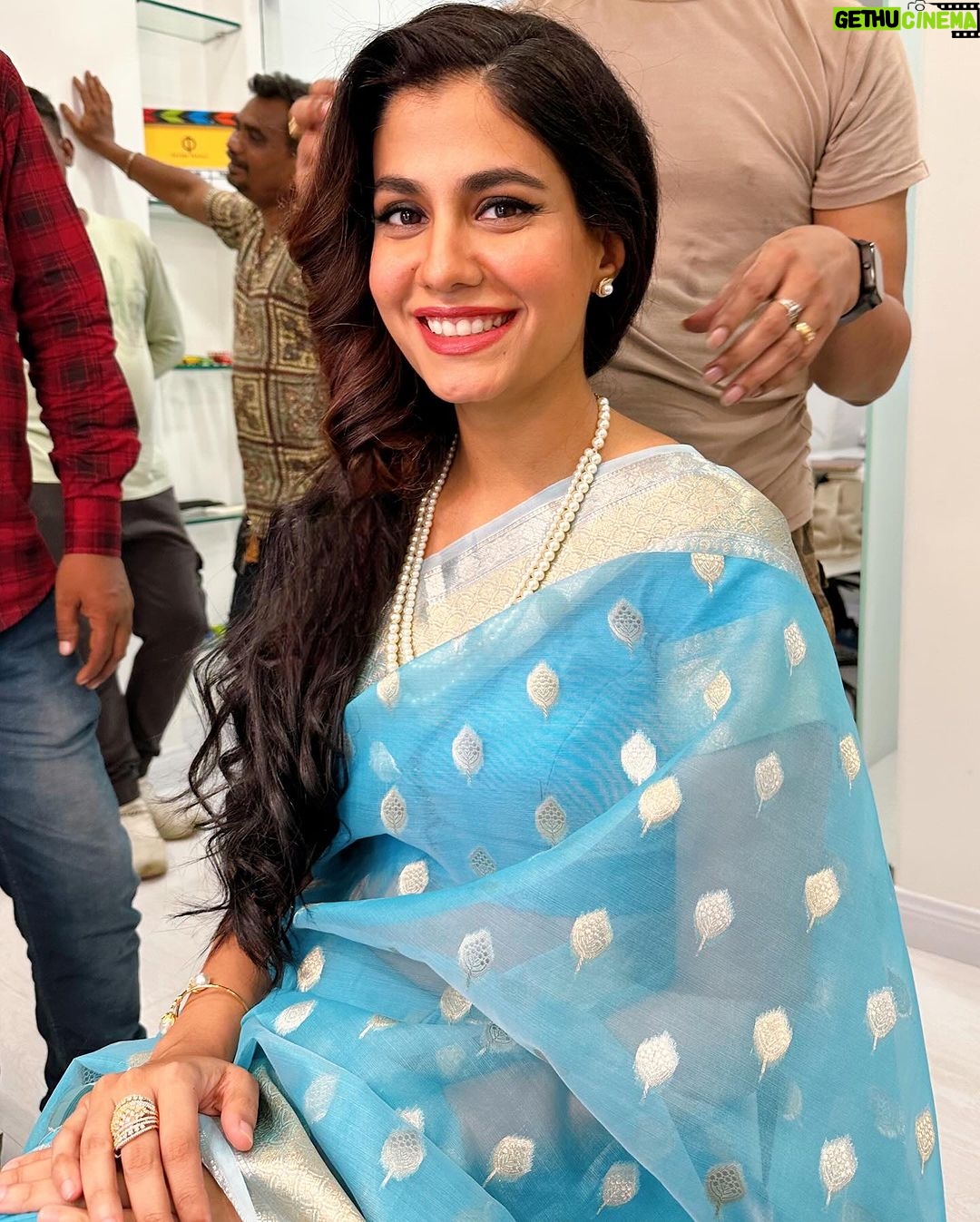 Shreya Dhanwanthary Instagram - Looktest #2 for “Next, Please” . @umabiju @soamaagoswami @sarkargoutam81