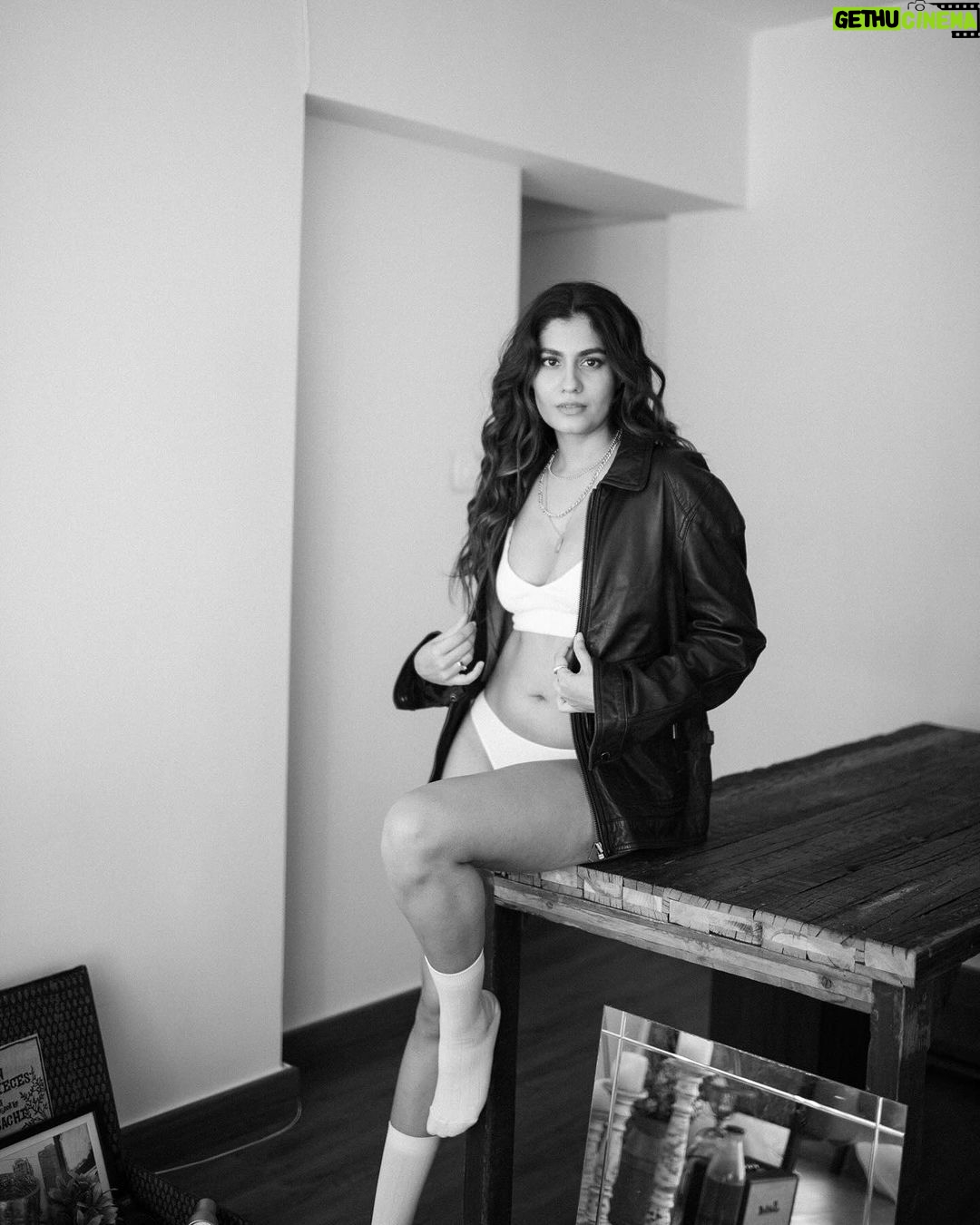 Shreya Dhanwanthary Instagram - 42 Shades of Gray . A Series