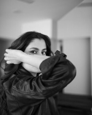Shreya Dhanwanthary Instagram - 42 Shades of Gray
.
A Series
