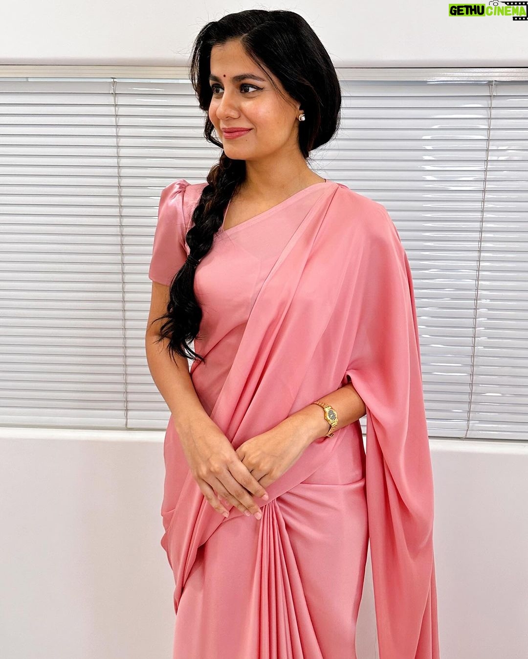 Shreya Dhanwanthary - 107.9K Likes - Looktest #1 for “Next, Please”
.
@soamaagoswami @umabiju @sarkargoutam81