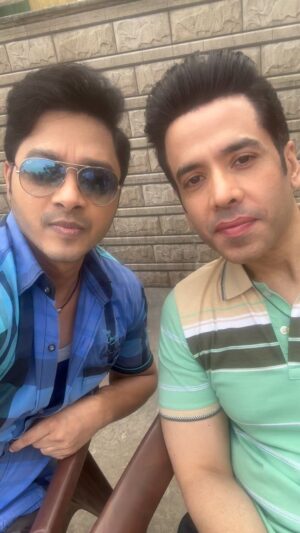 Shreyas Talpade Instagram - Happy birthday Tushki @tusshark89. May God bless you with lots of happiness, good health & success….& May both of our forthcoming films become blockbusters.
