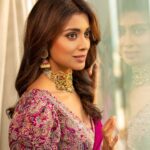 Shriya Saran Instagram - Reflections Shot by @media9manoj For @timesofindia @hyderabad_times Make up @makeupbymahendra7 Styled by @malkit_gill2697 Styled by @malkit_gill2697 Style team @sanjamkaur92 @sreevardhan_keto @aartibirajdar Wearing @mrunalinirao @amigos.rizwan Jewels @karnikajewelshyd @ascend.rohank Nails @_teasedrybar