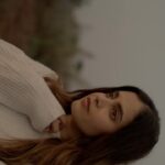 Shruthi Prakash Instagram - “Teaser drop! ‘Shukriya’ unfolds soon, advocating finding inner happiness beyond external influences ✨ Stay tuned for the complete video , emphasising the power of inner contentment”. ❤️ @dhiharmony @nileshbhattacharyaa @sandeepkriplani @zebasherifff @toxiyls @parishnikam #shrutiprakash #original #originalmusic #love #happinesswithin #youfirst #peace #shukriya #comingsoon #cantwait