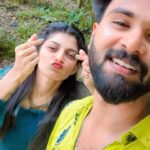 Shruthi Rajanikanth Instagram - bday boy🦋💋✨❤️🎂🍰🍡🍬 @raihu__shemi ❤️ #birthday #bff #cake Thripunithara