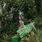 Shruthi Rajanikanth Instagram - People who make us smile are gems💎💎 📸 @___jithi___ dress @dwaniboutique Ambalapuzha