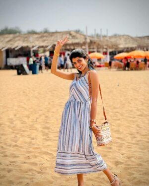 Shruthi Rajanikanth Instagram - GoAn beach and LoSt bUtTerFlY 🦋✨

costume @zaan_hijabs