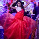 Shruthi Rajanikanth Instagram - Find the 🌟⭐️ Smart fashion world makeup club Christmas photoshoot @smart_fashions_world 📸 @arjun_surendranathan 💄Makeup @makeover_by_ashakesav @sreepriyag2020 @smart_makeup4083 👗 @sherin7215