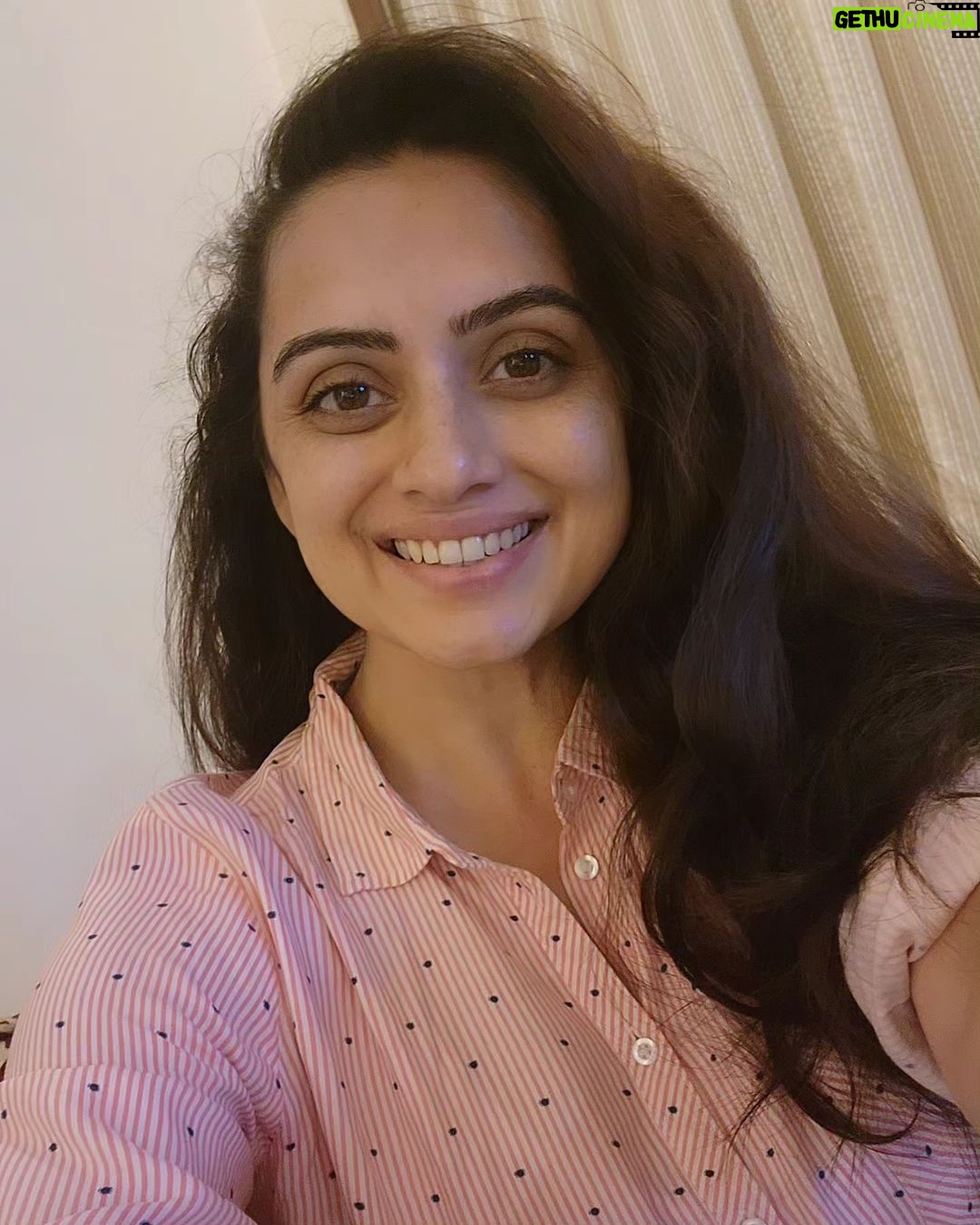 Shruti Marathe Instagram - Random selfies ! #photodump