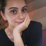 Shruti Marathe Instagram - Random selfies ! #photodump