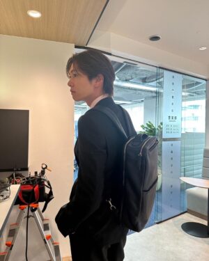 Shuichiro Naito Instagram - こっち向いてよ向井くん
最後までご覧いただきありがとうございました！

最後はteekitのメンバーとお写真を撮らせていただきました！幸せ！

とても暖かくて、しっかりと恋愛観を学べる現場でした！最後はずっと笑ってた

僕も河西のようにまっすぐに愛を伝えられる人間になっていけたらいいなっておもいました！

ありがとう河西くん。

#こっち向いてよ向井くん