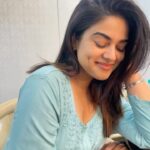 Siddhi Idnani Instagram - Vain in the Vanity 🚃