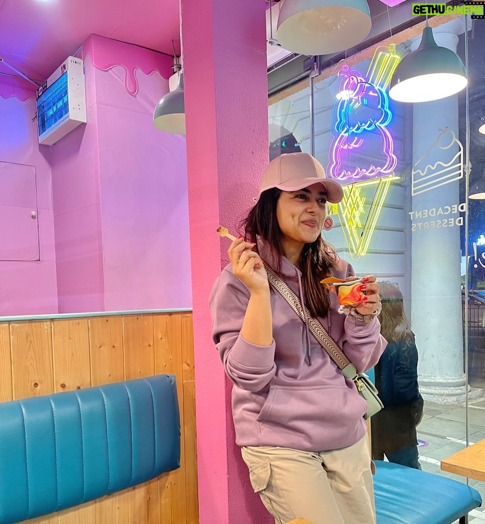Siddhi Idnani Instagram - chilly delhi evenings ❄️💜 Connaught Place, New Delhi