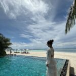 Sidhika Sharma Instagram - Happy new year 🫶welcome 2024 🦋🌸🌼🥰🤩 Ayada Maldives