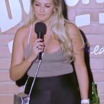 Sill Esteves Instagram - ASSUMI! Sabe quando vc finalmente assume que tentou fazer dieta, mentiu por anos, mas acabou “assaltando a geladeira” toda madrugada. Tb acontece com vc?