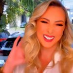 Sill Esteves Instagram - Amor-próprio é o apreço nutrido por si mesmo. É a aceitação das qualidades, defeitos, conquistas, fracassos, escolhas e experiências de vida em sua plenitude. Quem se ama compreende que é imperfeito e pode errar, além de estar disposto a melhorar sem interferência do orgulho. Cuidar de mim me faz me sentir bem,e feliz! Eu sempre vou no @jacquesjaninejardins es pra cuidar da minha auto estima! O Jacques Janine conta com uma super equipe de profissionais capacitados e competente, não é à toa que meu hair stylist @davidfelthairstylist está lá! Ele cuida do meu loiro ha 5 anos!! Simplesmente um arraso!! Eu tô amando as makes da @makebynath_ já é a segunda vez que faço com ela e amei mais uma vez o resultado! Oque acharam? Oque te deixa feliz? Fazendo o bem pra vc mesmo (a)? #amorproprio #alegria #hair #make #sillesteves