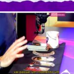 Sill Esteves Instagram - Realmente aconteceu tudo isso! Eu tô impressionada! Esse @tarot_do_jabali me deixa arrepiada com suas previsões. E eu confesso que no dia fiquei pensando “ah não vai acontecer nada disso, tá tudo tão bem e fluindo perfeitamente com o podcast. Deve ter cometido um engano”. E quem tava enganada era eu! Eu tive que dar uma pausa no pod pra reestruturar, psicologicamente e também equipe, etc. Foi bem decepcionante pra mim, mas acredito que foi necessário! Obrigada Jabali pelas previsões e foi sim uma forma de me previnir quando a turbulência chegou! Tem parte 3 na terça feira lá no insta do @sucesso_atiracolo e quer uma excelente notícia? Já na terça voltamos com o SAT repaginado! Uhuuuu com mais estrutura, novos parceiros e mais forte! Obrigada @_laispsilva @kaue.cb @show_por_ai e @carolfloresoficial meus parceiros de jornada e de vida! Gratidão pelos que passaram e se foram (por bem ou por mal kkk) e principalmente aos que permanecem por tanto tempo comigo, demonstrando e ressaltando seu profissionalismo e honestidade! Sem “verdade” não se constroe nada sólido! E agora estamos prontos! Gratidão meu Deus por tirar oque não agrega de minha vida e deixar pessoas e profissionais que se importam e se dedicam com um único fim PROSPERIDADE e sucesso do Podcast! Para o alto e avanteeeee! #podcast #resiliencia #amor #sillesteves