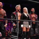 Simon Kippen Instagram – A Gallery of Psychos with a common goal. #EmbraceTheChange before it’s too late. #aew
