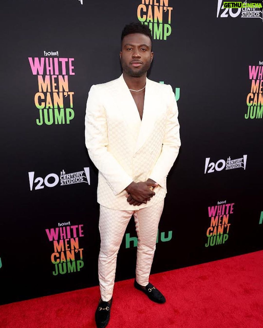 Sinqua Walls - 7.8K Likes - Wow! What a night! Thank you to everyone who made this project come to life.
White Men Cant Jump premiers on @hulu MAY 19th