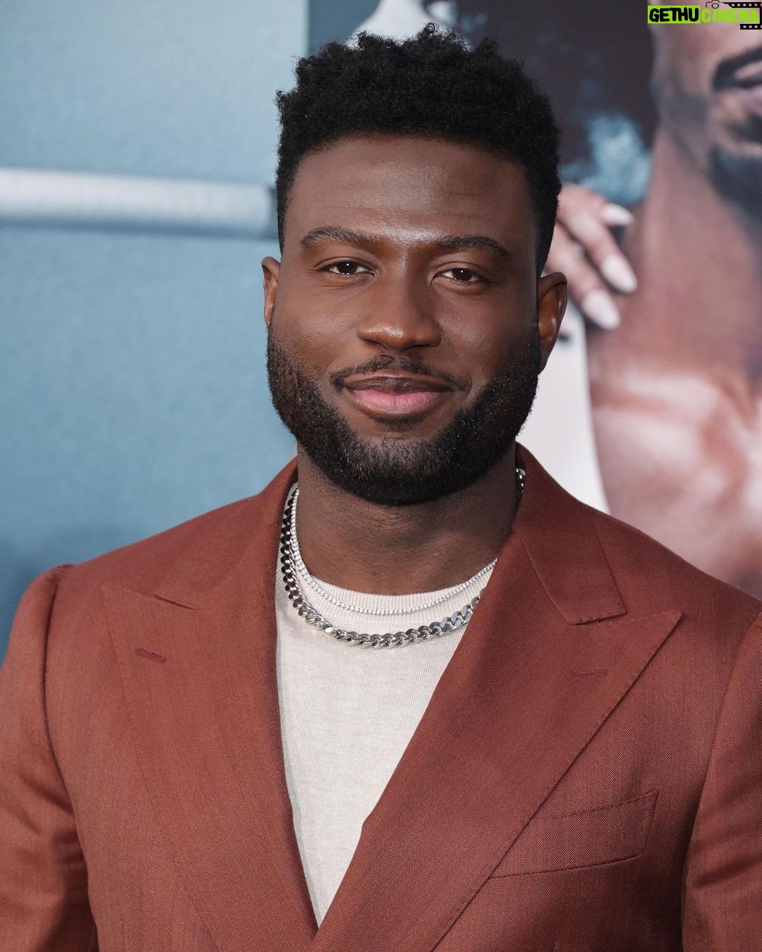 Sinqua Walls - 13.3K Likes - {CREEDâĄď¸âĄď¸âĄď¸} Pulled up this week and dusted off the suit. To support the Bros and the great work they did @creedmovie đĽ đ¸ @gettyentertainment
