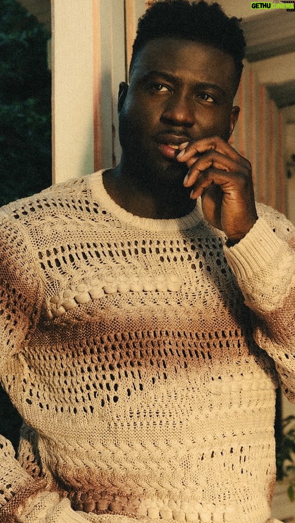 Sinqua Walls Instagram - Schön! 🏆 So I took a little break to recharge the battery..Mind, Body, and Soul!! But I had the opportunity to sit down with Schön Magazine and some amazingly talented People for some creative R&R to talk Life, art, and beyond 🙌🏿✨✨✨. @schonmagazine 🔥🔥🔥 New York, New York