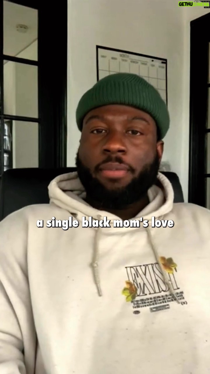 Sinqua Walls Instagram - Love Is..{Comment below what love means to you..}⬇️❤️✨ #Nanny #momlove #actor #trendingaudio