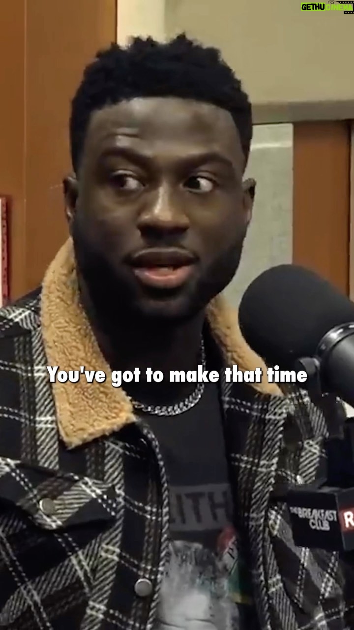 Sinqua Walls Instagram - How has meditating affected your day to day life and career? #thebreakfastclub #mindset New York, New York