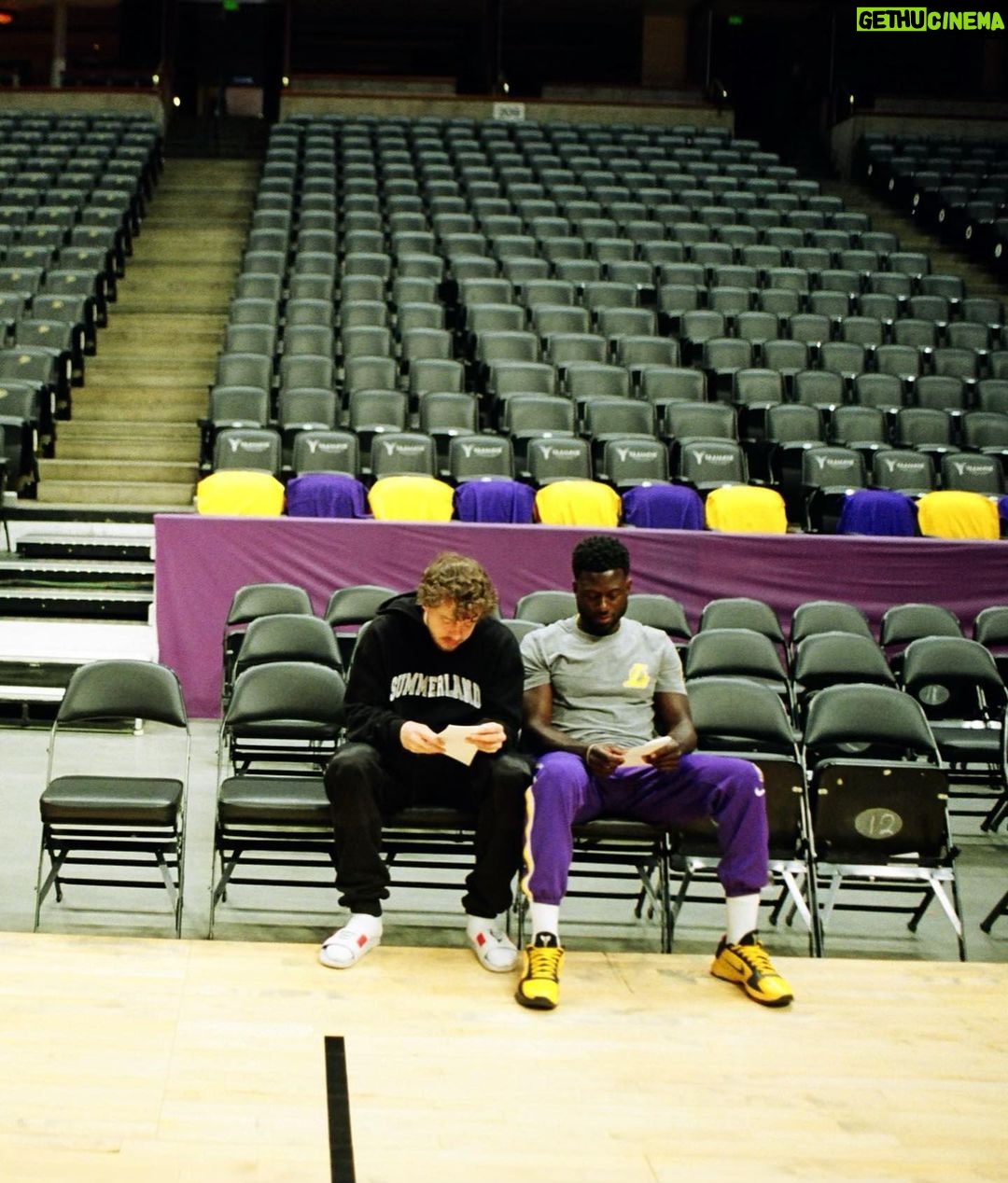 Sinqua Walls - 24.4K Likes - From Start To Finish!! Kamal x Jeremy
#whitemencantjump now on @hulu đĽ đ đ