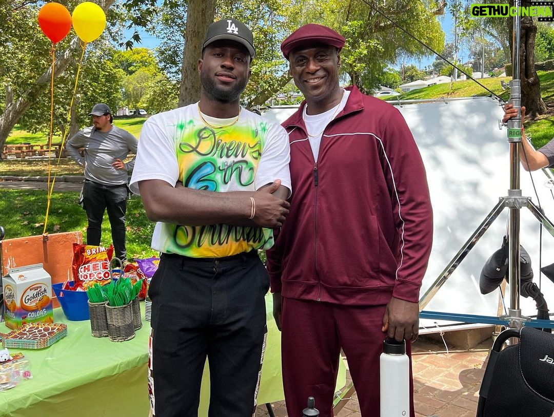 Sinqua Walls - 10.6K Likes - KING!! This truly took me a minute to process. So many thoughts I canât even begin to write down. It truly was a gift to work with and learn from you @thereallancereddick the Great đ . Thank You for being a light, a mentor, and friend. For all the wisdom you shared with me each day we were together. And the words off affirmation and support you spoke into my life. Missing you deeply brother. Sending up prayers, love and support to You and Your family. It was, is, and always will be one of my greatest gifts to have had you Touch my life. Lifting you up in all ways brother â¤ď¸ ⨠đ