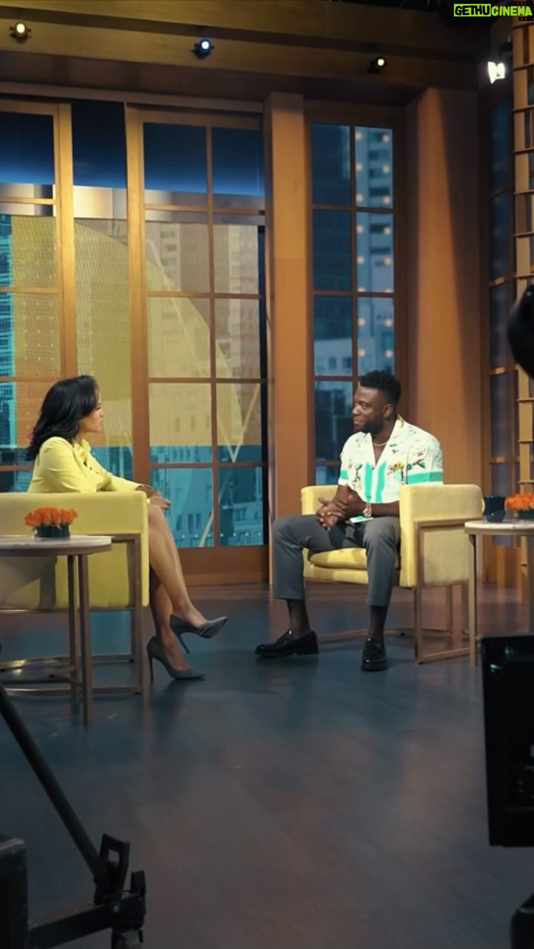 Sinqua Walls Instagram - Thank you to @goodmorningamerica for allowing me to come and talk about White Men Cant Jump ✨ New York, New York