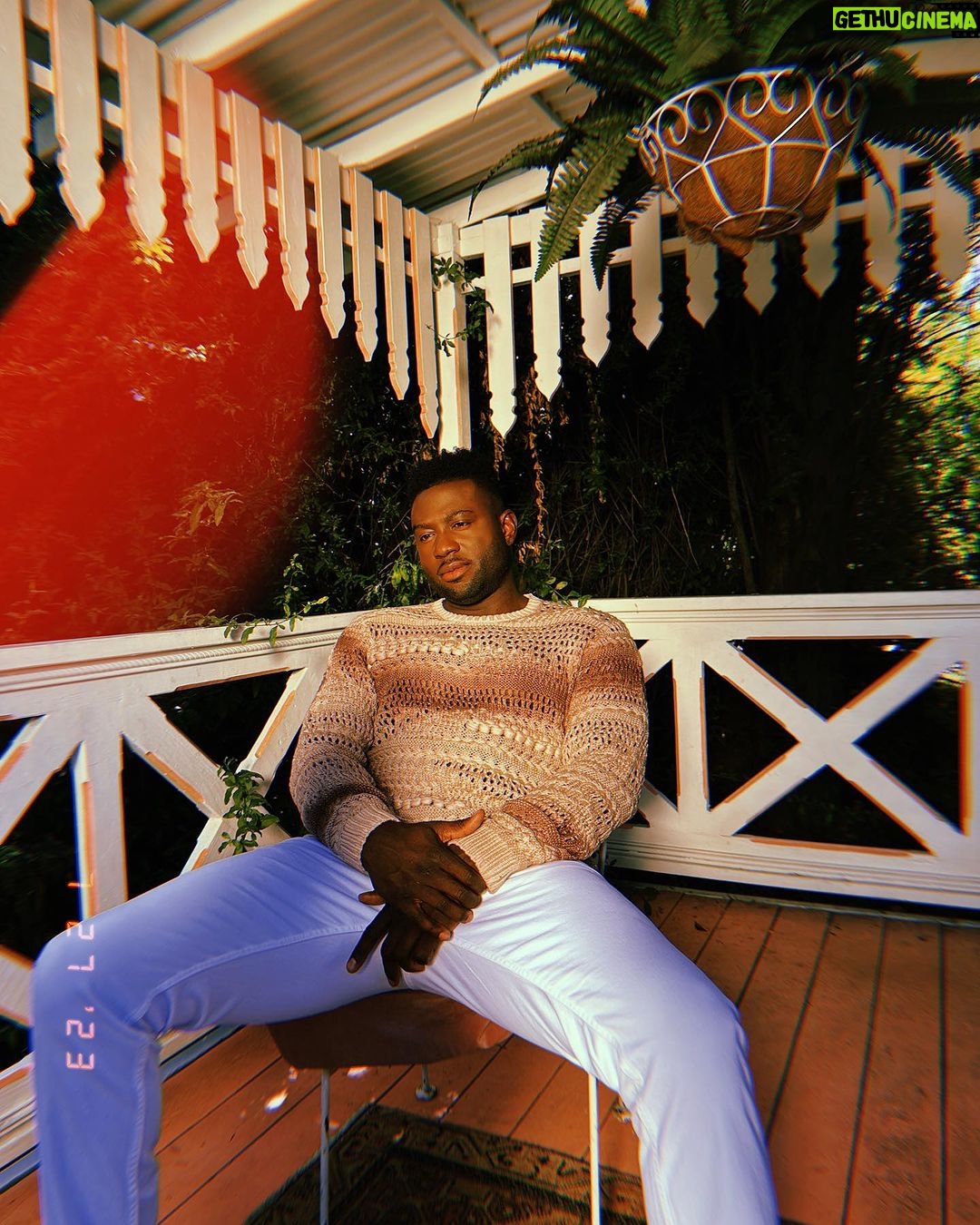 Sinqua Walls - 8K Likes - BTS: SCHĂśN
Me & This Lady been on the road this year. From City to city and Set to Set!! My homie, confidant, and friend. W/out you there would be no my SKIN poppin đ. I couldnât make a BTS post with out highlighting my ACE. Happy Belated Birthday to âThe Peoples Champâ @ninjaaaaaa â¨â¨đđż
