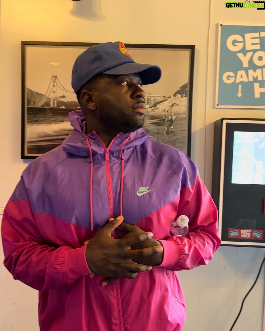 Sinqua Walls - 10.8K Likes - Spending Time!! Making Time for What Matters ⨠#sagaftrastrong đŞđż