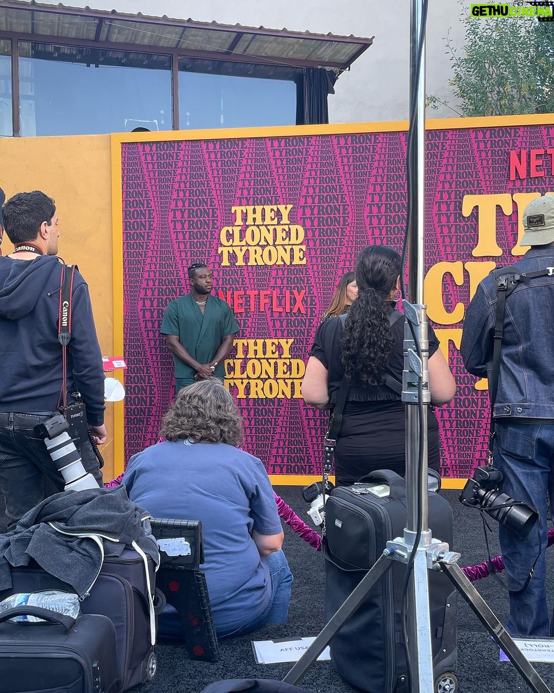 Sinqua Walls - 20.1K Likes - They Cloned Tyrone!!
And made a Great Film!! Such a well done!! And thoughtful film. And great work by every artist that had a hand in it. Thanks to Netflix for having me! And getting a chance to see my Blackening Brothers was Icing on cake đŤĄđŤĄâ¨