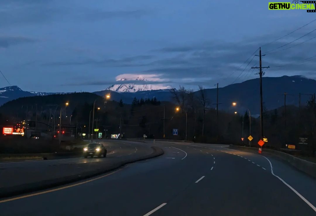 Siobhan Williams Instagram - God I love the pacific northwest