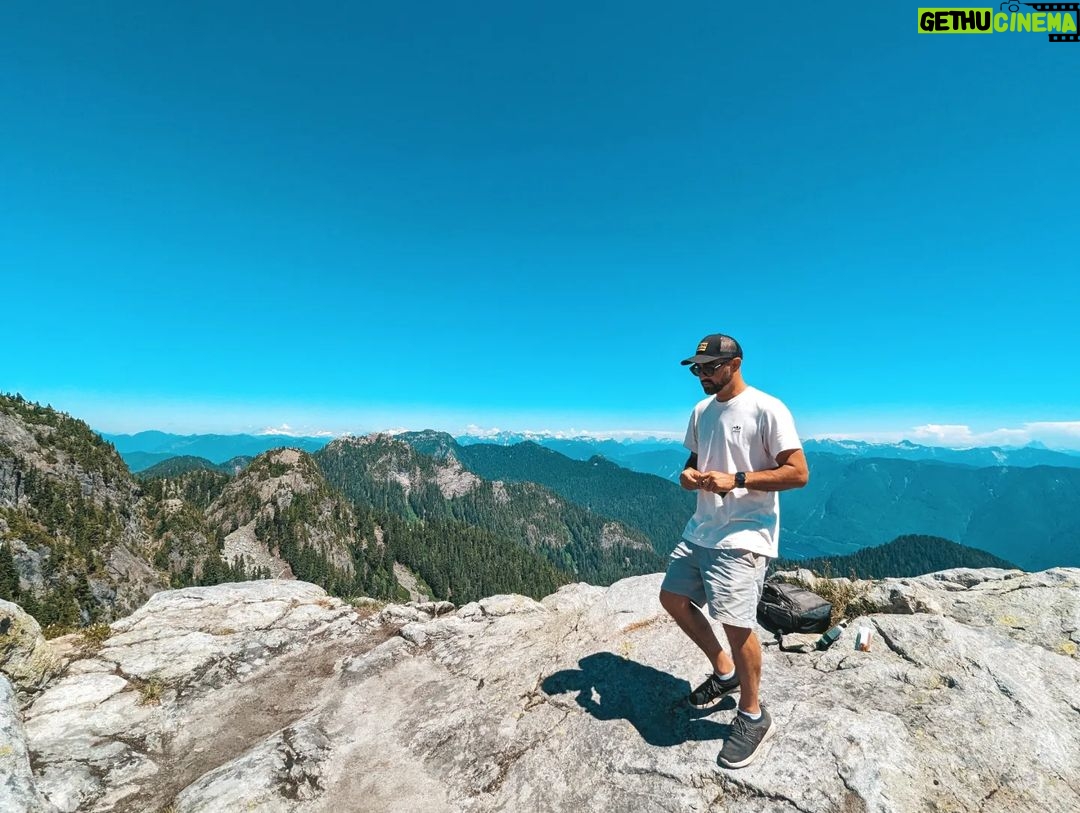 Siobhan Williams Instagram - Another day another stupid mountain god look how terrible these views are I wish I was at home watching tiktok