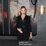 Sisse Marie Instagram - Be the Rebel in your own life. If we always follow the rules, we get the results ‘they’ want us to get. In times like these, I’m grateful that I rebelled and never listened to the rule book. What an amazing night at the premiere of #RebelMoon at The Chinese Theatre. Historical place. Outstanding night. Epic movie. Beautiful people. Rebel Moon Part One: A Child of Fire is on Netflix December 21. 📸 Charley Gallay 📸 Phillip Faraone Thank you @roxclark #rebelmoonnetflix #rebelmoon