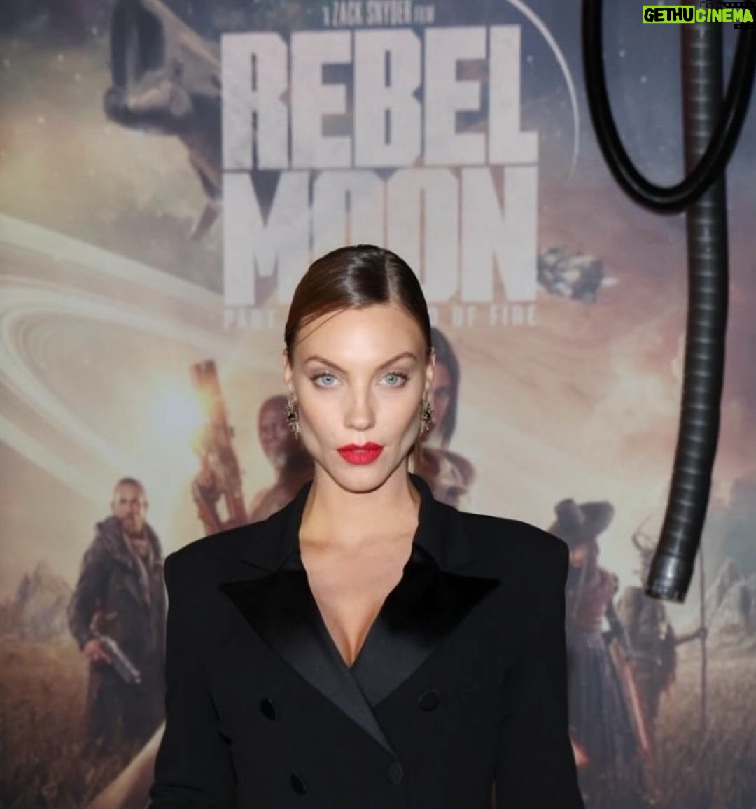 Sisse Marie Instagram - Be the Rebel in your own life. If we always follow the rules, we get the results ‘they’ want us to get. In times like these, I’m grateful that I rebelled and never listened to the rule book. What an amazing night at the premiere of #RebelMoon at The Chinese Theatre. Historical place. Outstanding night. Epic movie. Beautiful people. Rebel Moon Part One: A Child of Fire is on Netflix December 21. 📸 Charley Gallay 📸 Phillip Faraone Thank you @roxclark #rebelmoonnetflix #rebelmoon