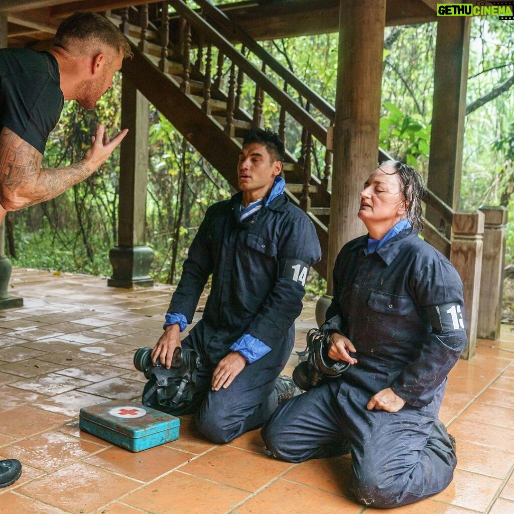 Siva Kaneswaran Instagram - The wonderful @zoelyonscomedy and I had an hilarious time on tonight’s challenge. Had me crying…….It looked gas right? 😅😂 @sas_whodareswins tonight at 9pm on @channel4 #siva #thewanted #boyband #saswhodareswins #vietnam Vietnam