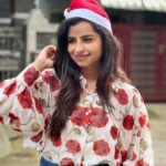 Sivaangi Krishnakumar Instagram - Merry Christmas ♥️🎄🎄🤶 PC @vinaayak_sunder
