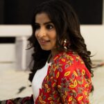 Sivaangi Krishnakumar Instagram - The last picture says “Is that Pineapple Pizza?”🍕 Picture @mah1sh Outfit @savinidii_official Styled @paviiiee_08 Makeup by Yours truly😌♥️