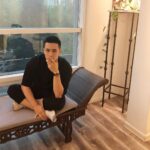 Sky Li Instagram - 對不起 我太久沒出現了 新髮型還可以嗎？