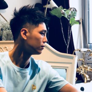 Sky Li Instagram - 攝影棚一日游
攝影師很會拍