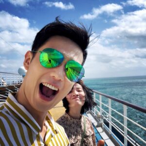 Sky Li Instagram - 風很大
太陽很大
玩得很開心