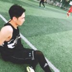Sky Li Instagram - 很少踢足球 沒有想到 竟然這麼累 跑到都快喘不過氣了