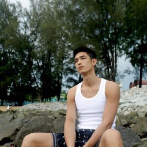 Sky Li Instagram - 一边工作 一边旅行 是我喜欢的生活的样子