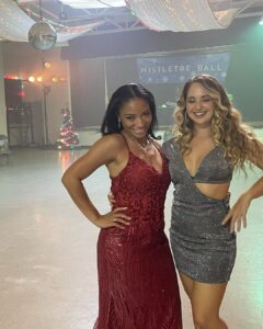 Skyler Joy Instagram - Chucalissa Chiefs Finest Cheerleaders .. except Derrick 😝😂 Jk @jordanmcoxxy you’re a wonderful person 💓 #pvalley #pvalleystarz #starz #chucalissa Chucalissa, Mississippi